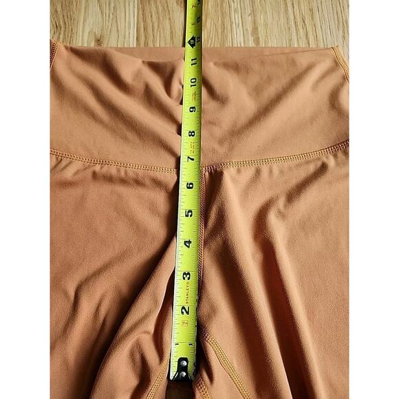 NWOT SUNZEL High Waisted Workout Leggings Orange M 75%Poly/15%Spandex Minimalist - Picture 3 of 8